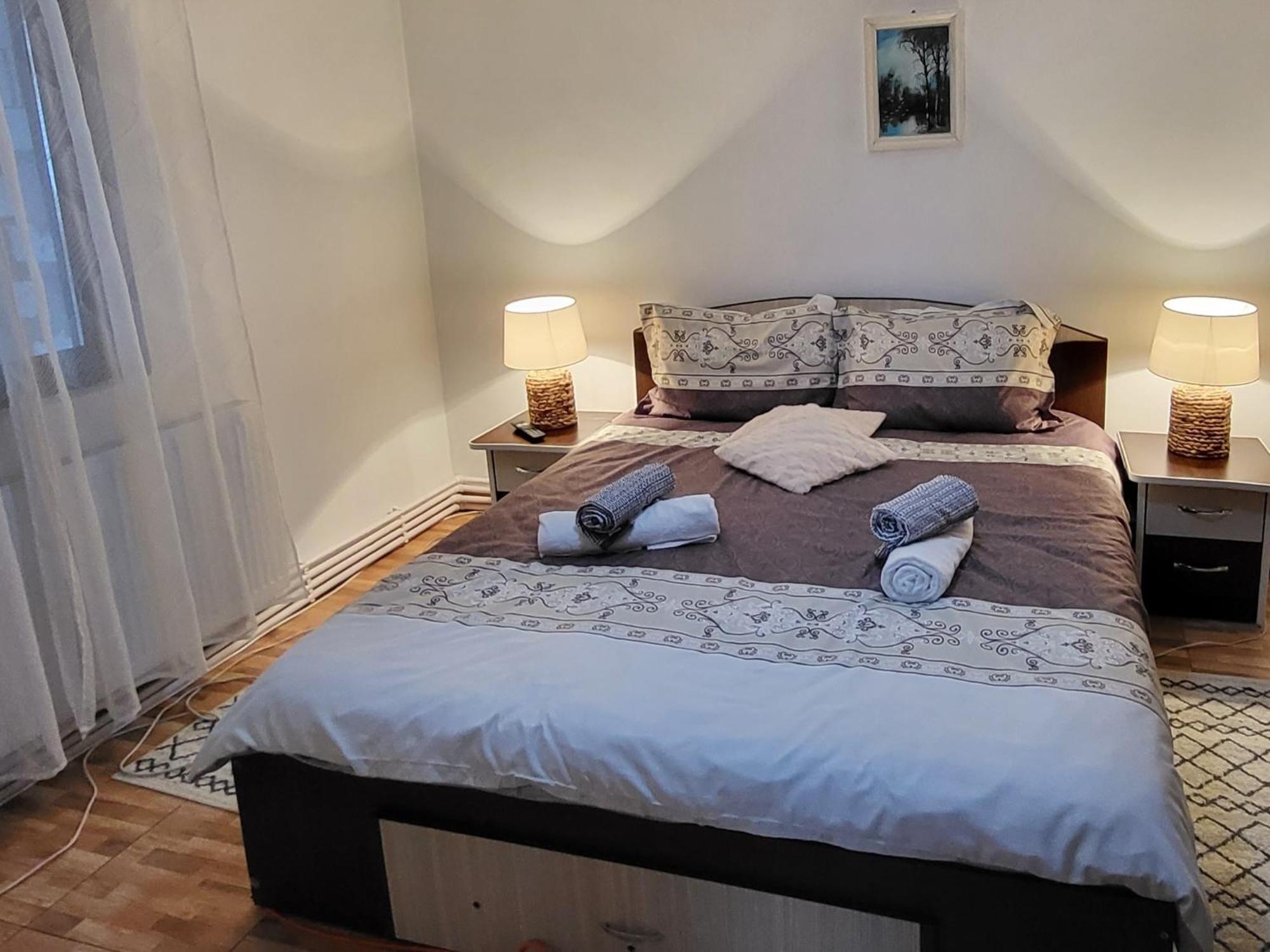 Casa Carbunaru Тиргу-Окна Номер фото